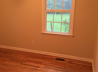 1688 E Hardin Rd, Lumberton, NC 28358