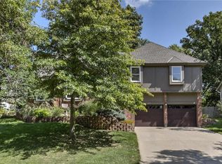 11625 Knox St, Overland Park, KS 66210