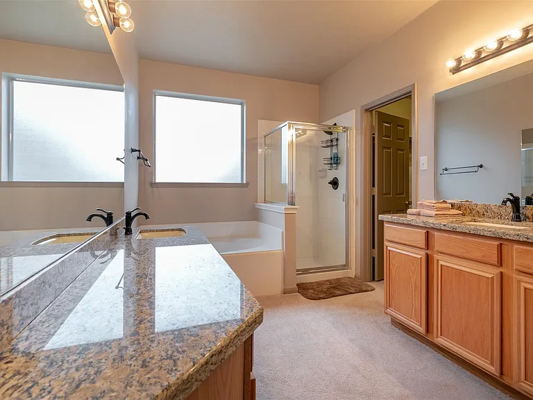 10102 White Oak Trail Ln — Photo 18