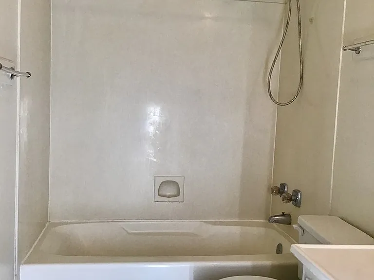8220A Governor Dr — Photo 16