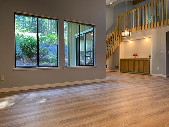 2000+ SqFt offers generous living area
