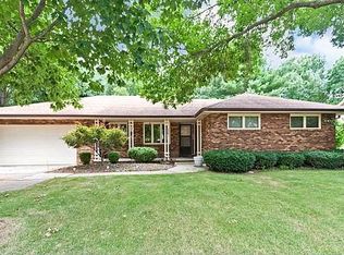3401 Eula Dr, Urbandale, IA 50322