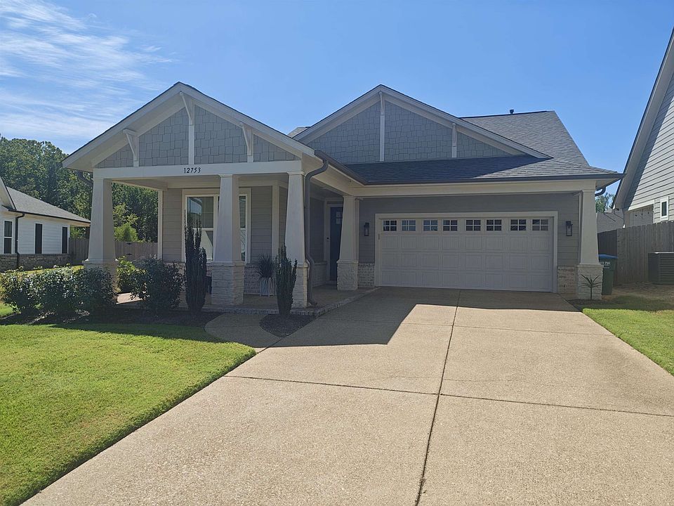 1st image of 12753 Hollow Oak Dr S