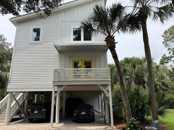508 E Huron Ave, Folly Beach, SC 29439