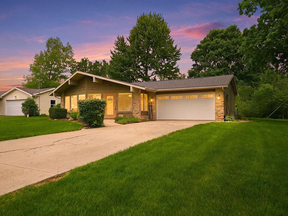 1st image of 17321 Lee Ln