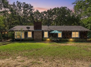 186 Pine St, Ore City, TX 75683