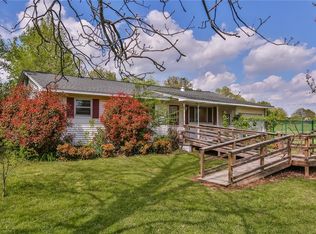 1110 Frisco Cemetery Rd, Lowell, AR 72745