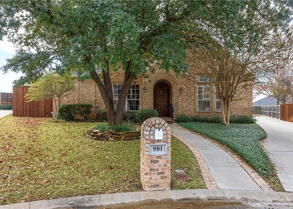 1st image of 901 Ellison Park Cir