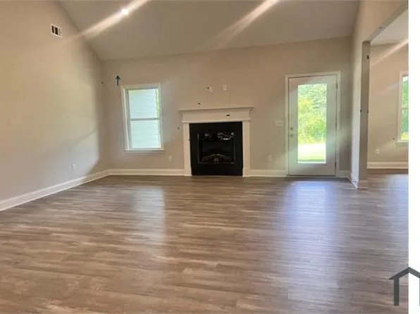5295 Antler Ct, Suwanee, GA 30024