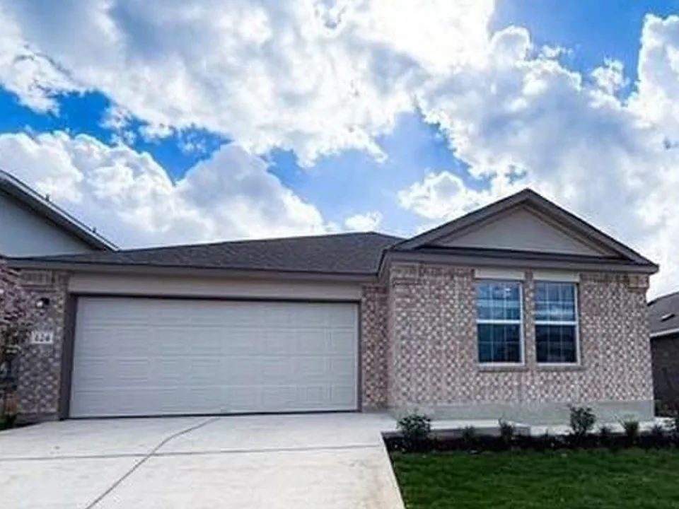 124 Greystone Ct