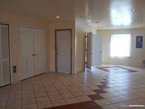 3rd image of 4121 Brown Bark Cir