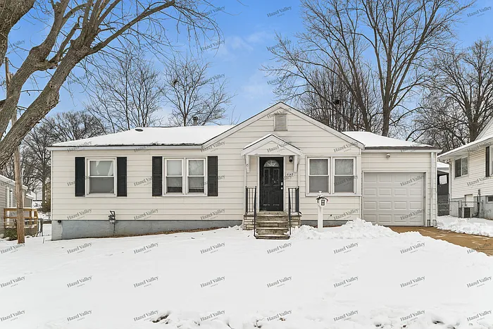 1147 Darr Dr