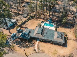 1101 Friar Tuck Rd, Starkville, MS 39759