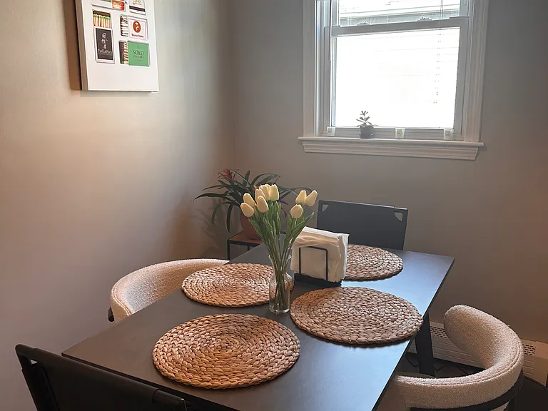 4 Northey St #2 — Photo 7