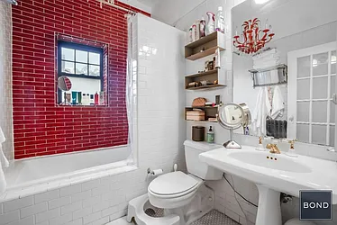 Rented by Bond New York