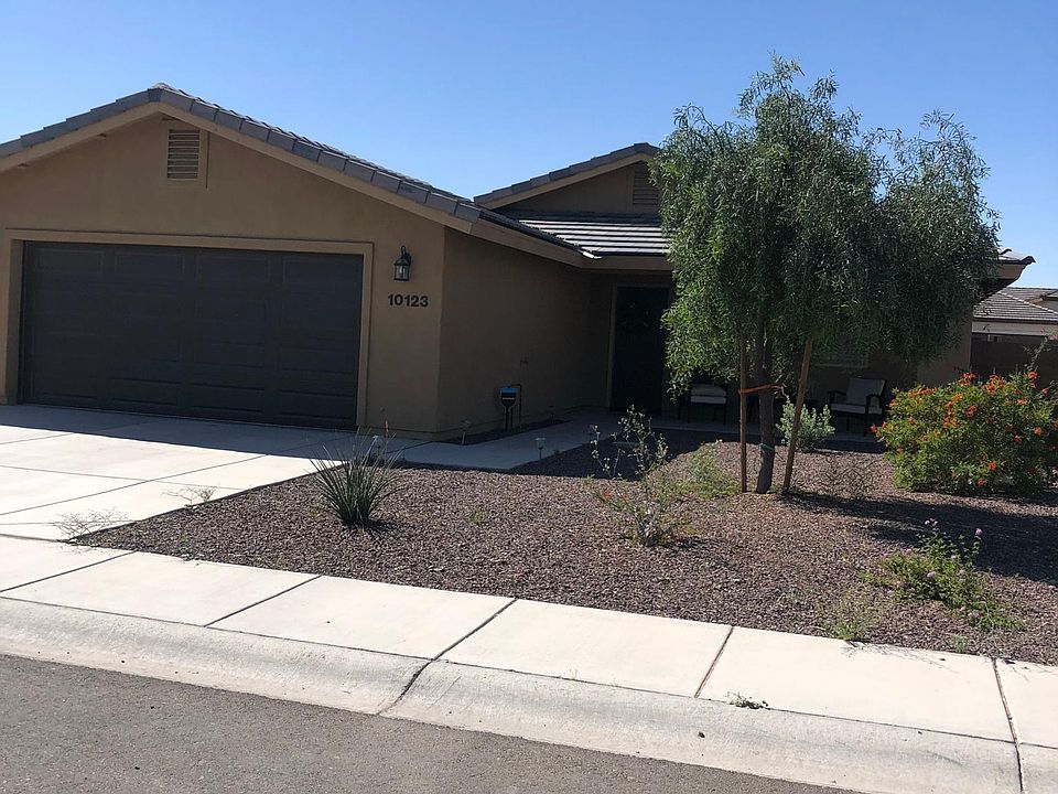 1st image of 10138 E 33rd Ln