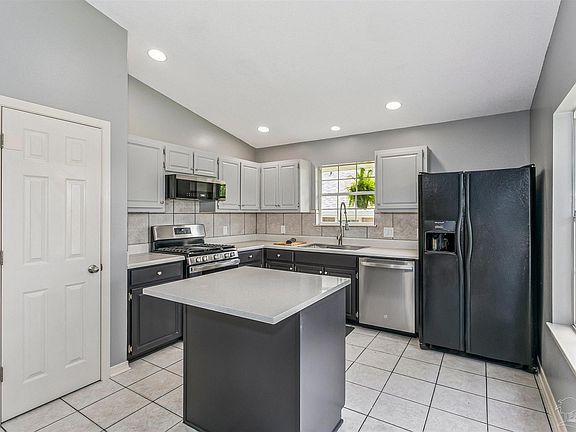 5th image of 1229 Greystone Ln