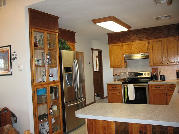 5th image of 208 N Powder Horn Ln