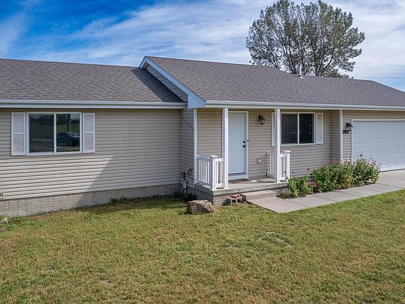 2nd image of 1366 Quail Run Cir