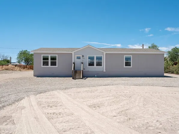 2815 Pueblo St, Silver Springs, NV 89429