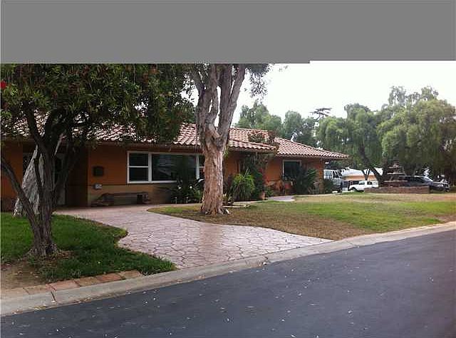 1st image of 309 Hilltop Dr