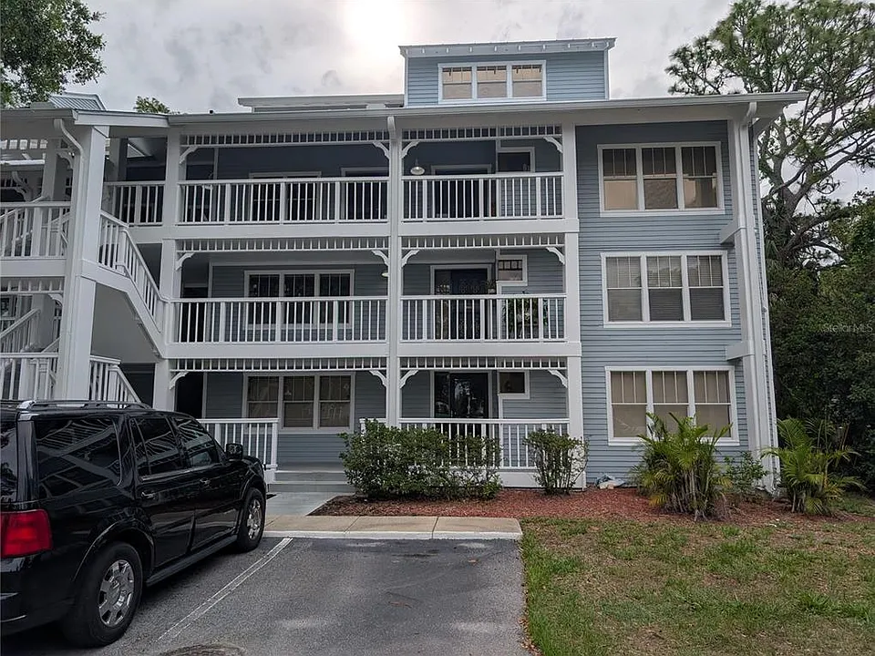 2577 Dolly Bay Dr #302