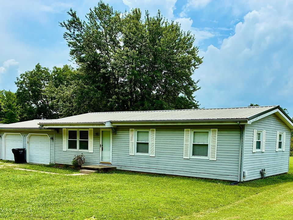1st image of 205 Brooks Dr