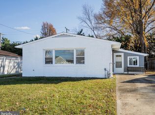 7815 Shellye Rd, Glen Burnie, MD 21060