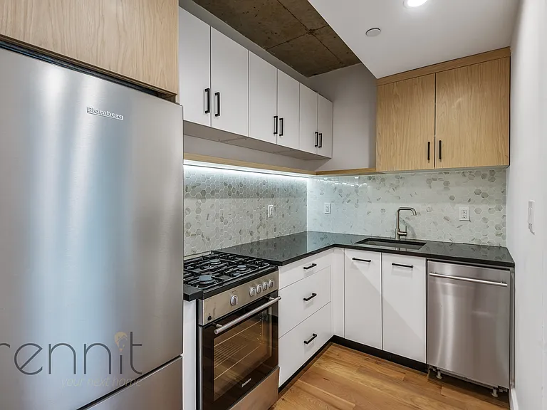 676 New York Ave #2B — Photo 6