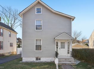 60 Searing St, Dover Town, NJ 07801