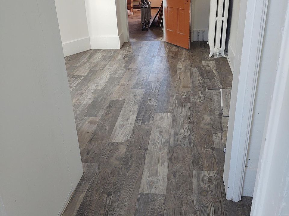 2nd image of 315 N High St #1
