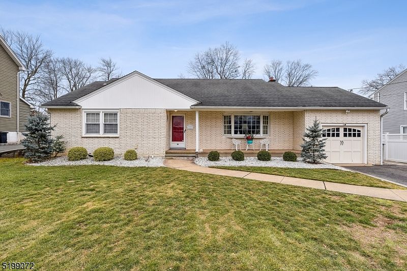 1st image of 36 Barnida Dr