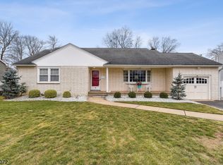 36 Barnida Dr, East Hanover, NJ 07936