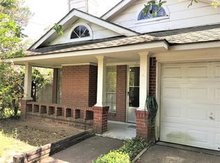 15811 Beechnut St, Houston, TX 77083