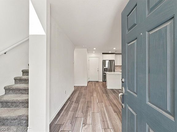 3rd image of 10775 Purdy Ct