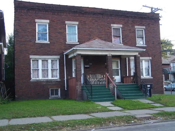 7133 Lexington St, Detroit, MI 48209