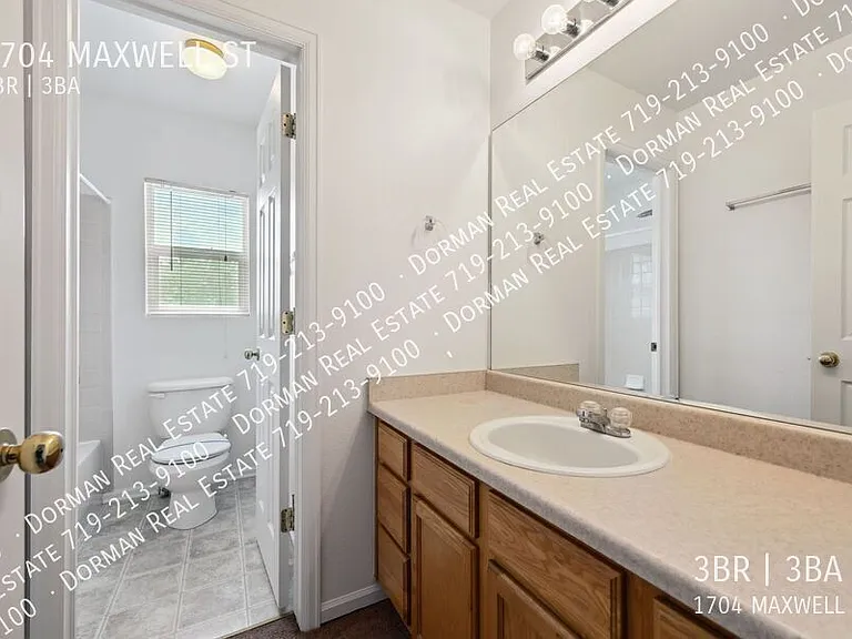 1704 Maxwell St — Photo 16