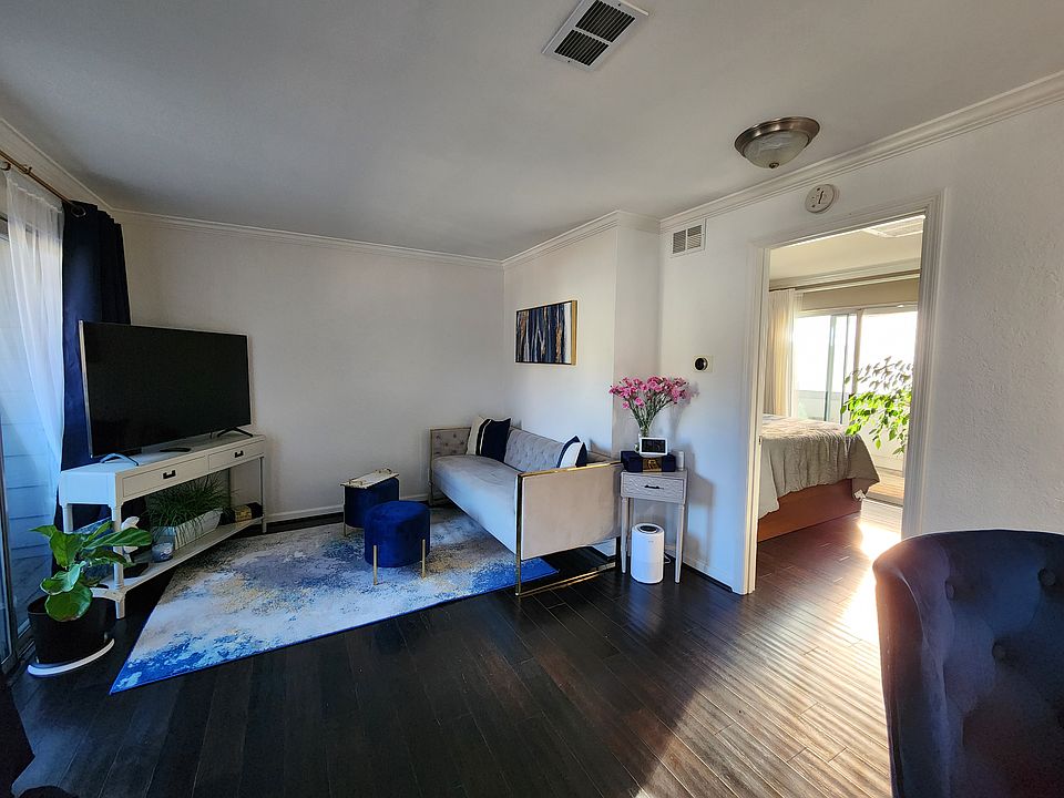 1st image of 29628 Desert Oak Ct APT 33