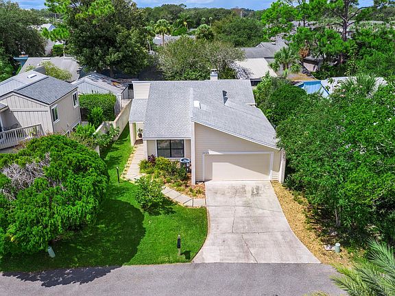 2nd image of 2435 Burgundy Ct