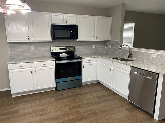 4th image of 7705 Settlement Dr