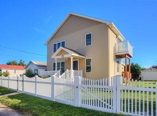 226 Ridgewood Ave, Villas, NJ 08251