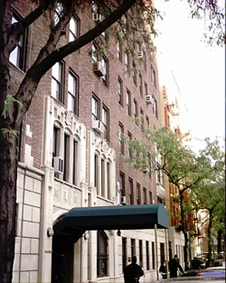 Rented by City Connections Realty | media 18