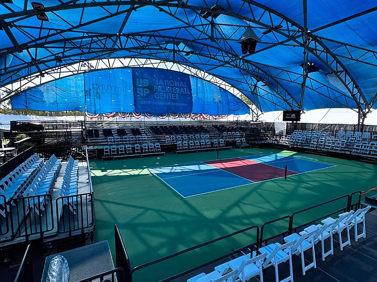 Near USOP - if you love Pickleball and want to play courts are right down the street