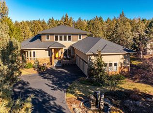 1948 Condor Dr, Redmond, OR 97756