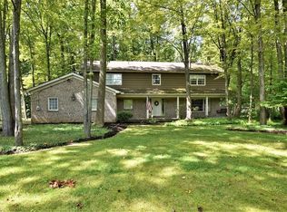 8740 Avery Rd, Broadview Heights, OH 44147