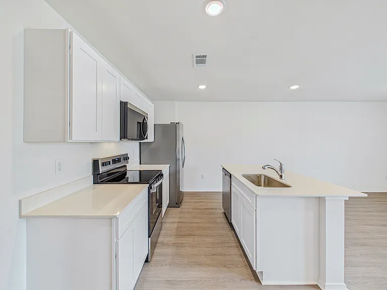 13 Vineyard Dr-16_05262026