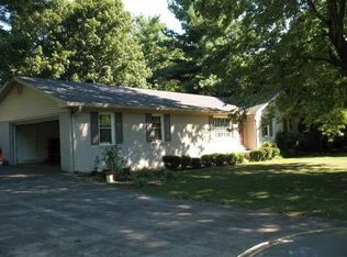 306 Skyline Park Dr, Hopkinsville, KY 42240