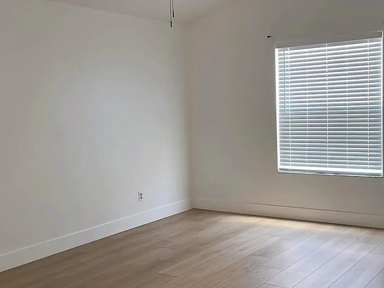 4725 Willow Bend Dr — Photo 5