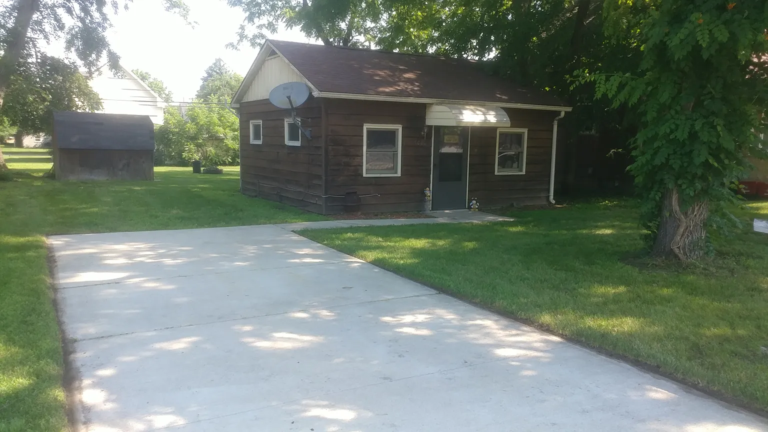 7020 Madison St photo 1