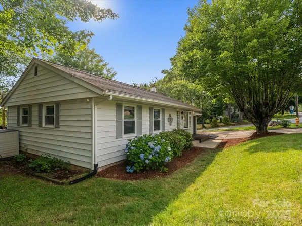 74 Hi Alta Ave, Asheville, NC 28806